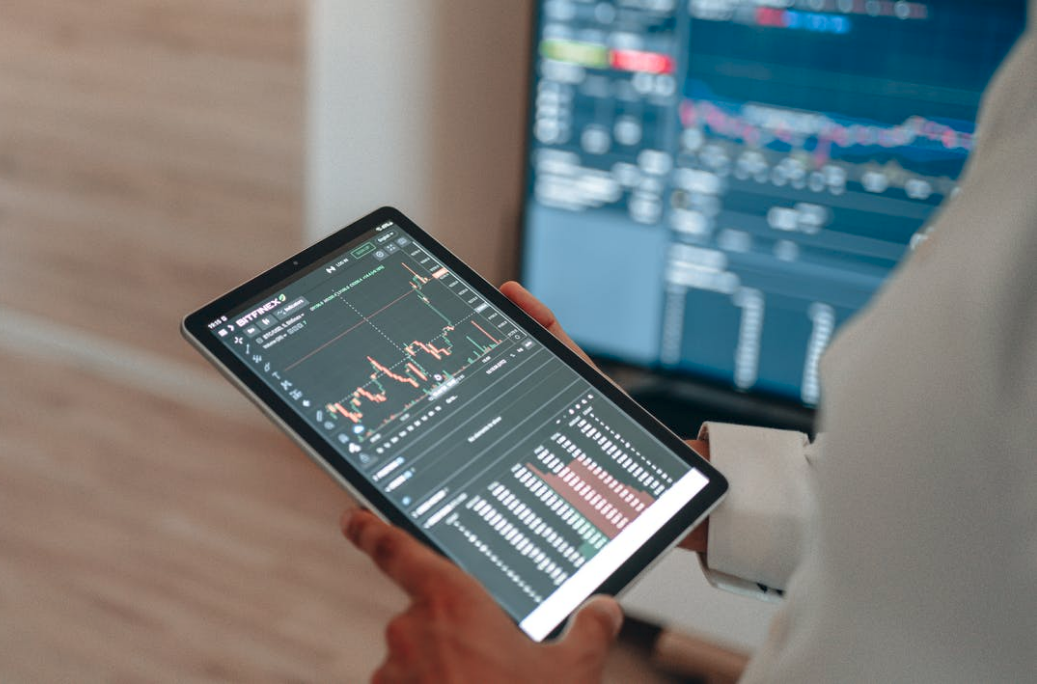 crypto trading tablet application